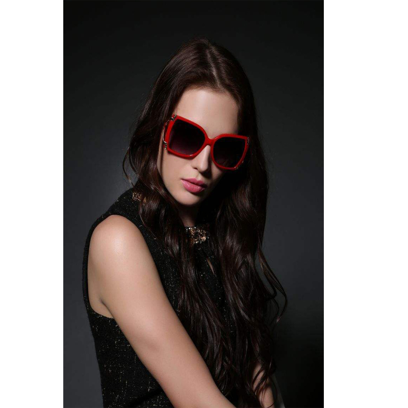 Nők műanyag napszemüvegek, UV 400 védelem lencsék, OEM rendelések Üdvözöljük